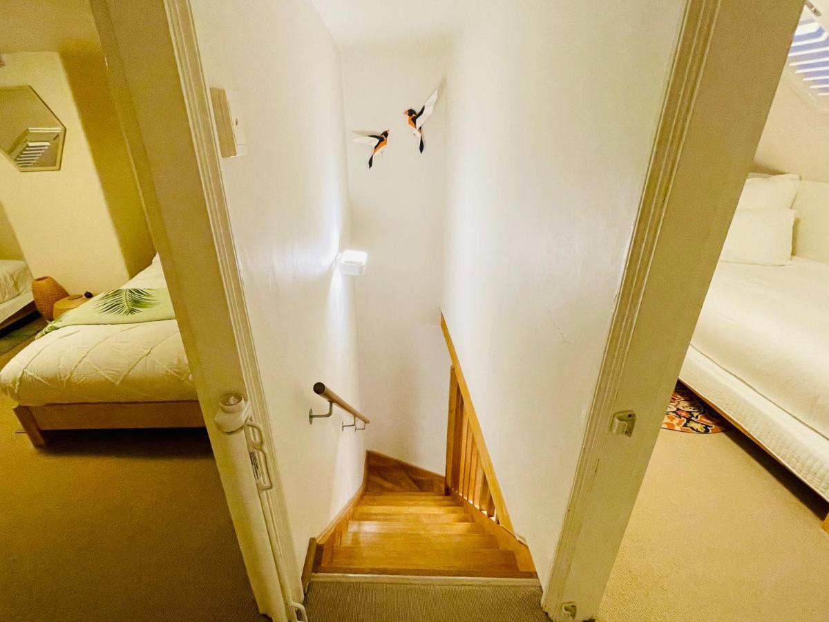 هوبارت Lotus Gogh Apartment المظهر الخارجي الصورة